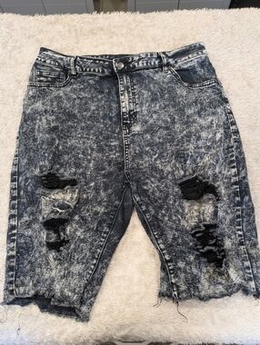 Acid Wash Distressed Denim Shorts - Black & White